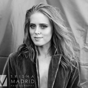 Meet your Posher, Lara